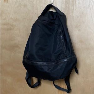 Lululemon City Adventure Backbag